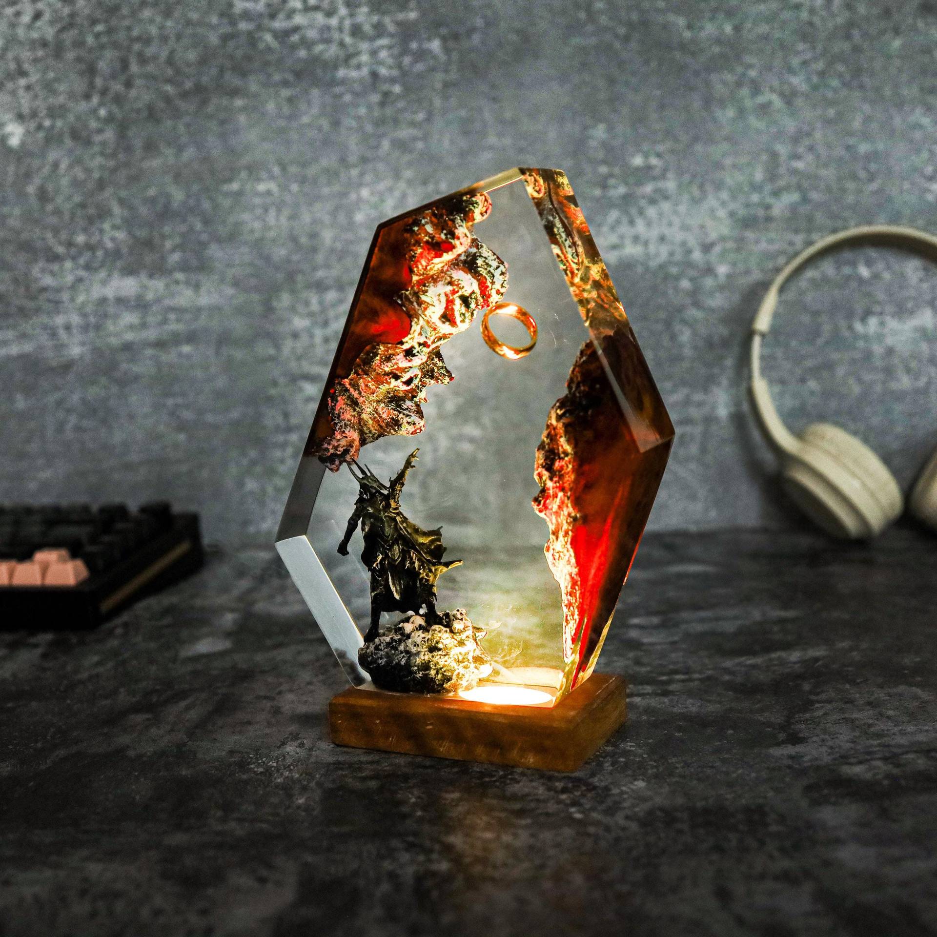 Resin Artist - Movie Scence Figure Table Resin Lamp