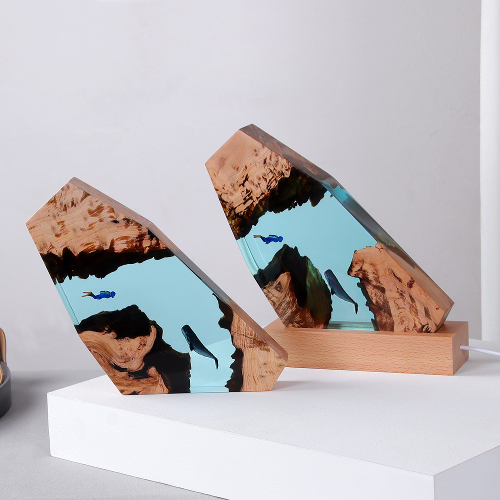 New Underwater Cave Whale Dive - Resin Art Underwater 评论和价格