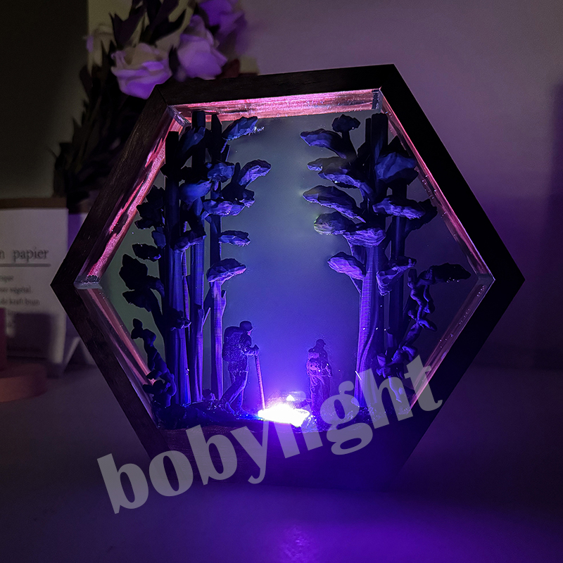 Hiker Figure Table Resin Lamp  - Resin Artist 评论和价格