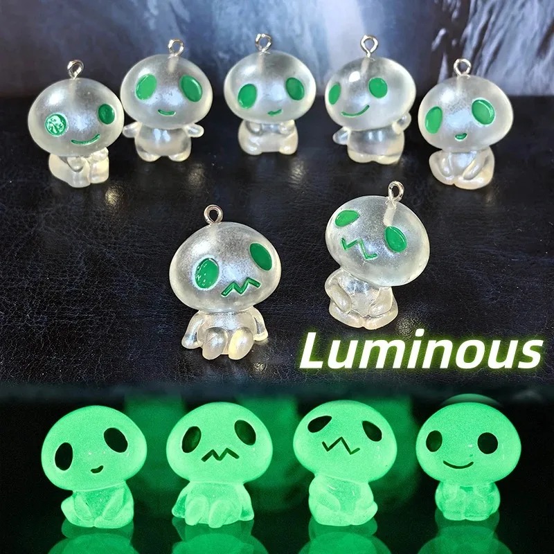 7Pcs Glow In The Dark Alien Re - Resin Art Pendant 评论和价格