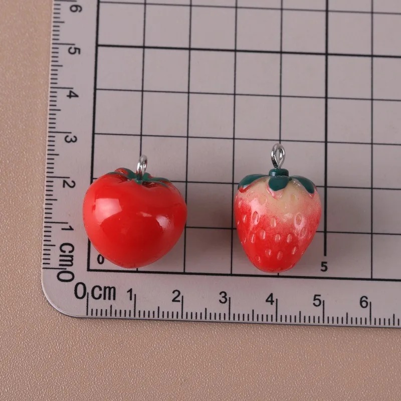 10 Pieces Realistic 3D Strawbe - Resin Art Pendant 评论和价格